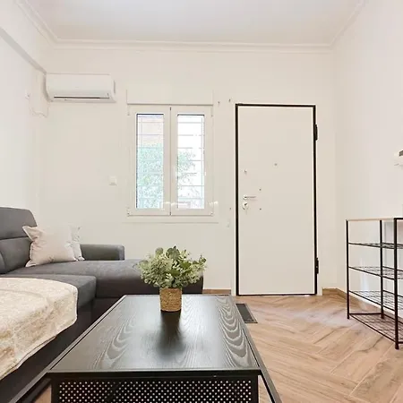 Apartment Valtetsiou Central 50sqm Apt In