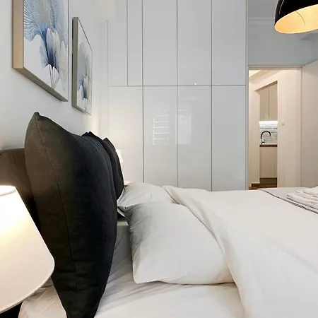 Apartment Valtetsiou Central 50sqm Apt In Athens